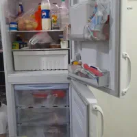 یخچال فریزر و یخچال تمام فریزر|یخچال و فریزر|صحنه, |دیوار