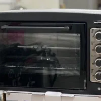 توستر کارتون پاره و خط و خش دار