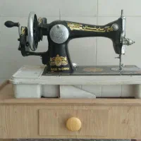 چرخ خیاطی مارشال اصل همراه با میزش