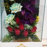 باکس گل شیشه ای