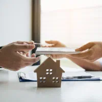 استخدام مشاور و مدیر قرارداد خانم در املاک|استخدام بازاریابی و فروش|سلمان‌شهر, |دیوار