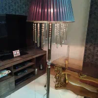 آباژور ایستاده|چراغ خواب و آباژور|ری, جوانمرد قصاب|دیوار