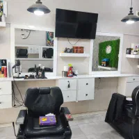 دکور mdf ارایشگاه بدون آینه