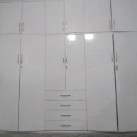 کمددیواری باکسی کاملا سالم