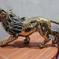 شیر برنز