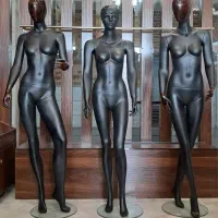 مانکن زنانه