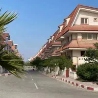 بهترین لوکیشن /۱۵۱متر/قدرالسهم بالا/سرمایه گذاری