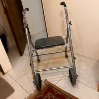 واکر چرخددار صندلی دار