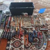 جعبه‌ابزار‌با‌ابزارالات‌درحد