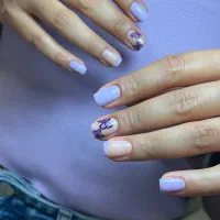 استخدام طراح و ژلیش کار ناخن|استخدام درمانی، زیبایی، بهداشتی|تهران, نیروی هوایی (پیروزی)|دیوار