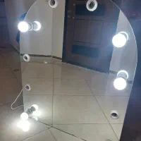 آینه چراغ دار