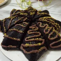 کیک خانگی کنارتخته|خوردنی و آشامیدنی|کنار تخته و کمار, |دیوار