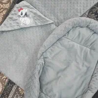 آغوشی و پتو