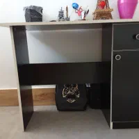 میز تحریر|میز تحریر و کامپیوتر|بیستون, |دیوار