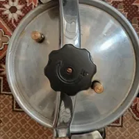 زودپز بزرگ وخوب و جادار|ظروف پخت‌وپز|فولادشهر, B7|دیوار