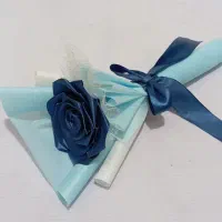 گل تک شاخه روبانی