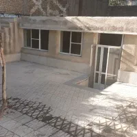 ویلایی دربست