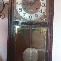 ساعت دیواری عتیقه