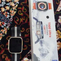 اسم ساعت هم  روی کارتون زده شده