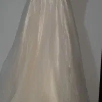 لباس عقد.|لباس|شهریار, شهریار|دیوار