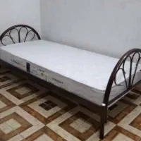تخت فلزی یک نفری با تشک طبی