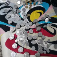 انواع سکه اسکناس تمبر به فروش میرسد