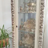 ویترین زیبا و ساعت