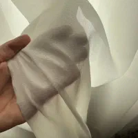 پرده نونو تازه خریداری شده