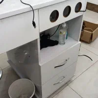 میزکاشت ناخن باصندلی