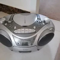 رادیو  سالم. سی دی خور فلاش هم میخوره