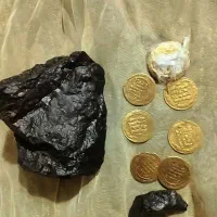 شهاب سنگ و سکه قدیم ۱۰ عدد