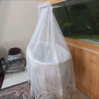 گهواره تمیز وسالم کم استفاده شده