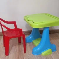 میز تحریر و صندلی  بچگانه