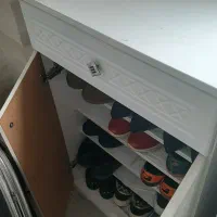 جاکفشی سفید صدفی|جاکفشی، کمد، دراور|بندر انزلی, کلیور|دیوار