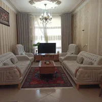 فروش یک دست مبل تخت شو جهیزیه|مبلمان خانگی و میز عسلی|شیراز, شهرک بهشتی|دیوار