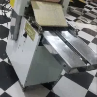 دستگاه عسلی زن گل پرور