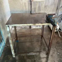 میز کار+گیره ۱۴۰سانتی+پمپ باد رونیکس۵۲لیتری|ابزارآلات|ورامین, ورامین|دیوار