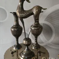 گوزن وگلدان