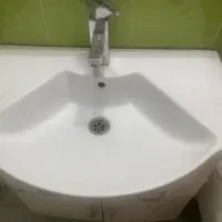 روشویی کمددار همراه با شیر آب|لوازم سرویس بهداشتی|آمل, |دیوار