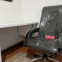 میز و صندلی