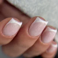 سالن تخصصی ناخن هدیه‌ بیوتی