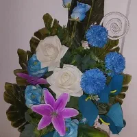 گلدان گل مصنوعی