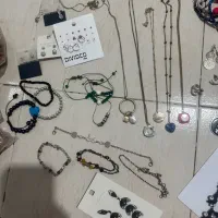 بالای ۵۰ عدد زیورالات و اکسسوری|بدلیجات|تهران, پونک|دیوار