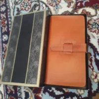 کیف پول وجاکارتی وگوشی