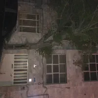 ساختمان-دوطبقه-با-زیرزمین-دربست-جهت-اجاره-و-رهن