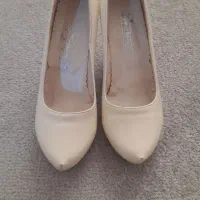 کفش مجلسی|کیف، کفش، کمربند|مسجد سلیمان, |دیوار