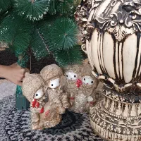 عروسک مجسمه درخت