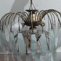 لوستر کلاسیک سه‌شعله شیشه‌ای