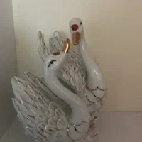 مجسمه قوی عاشق