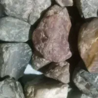 سنگ عقیق به صورت خرده و عمده قیمت مناسب|کلکسیون و سرگرمی|شیراز, دروازه اصفهان|دیوار